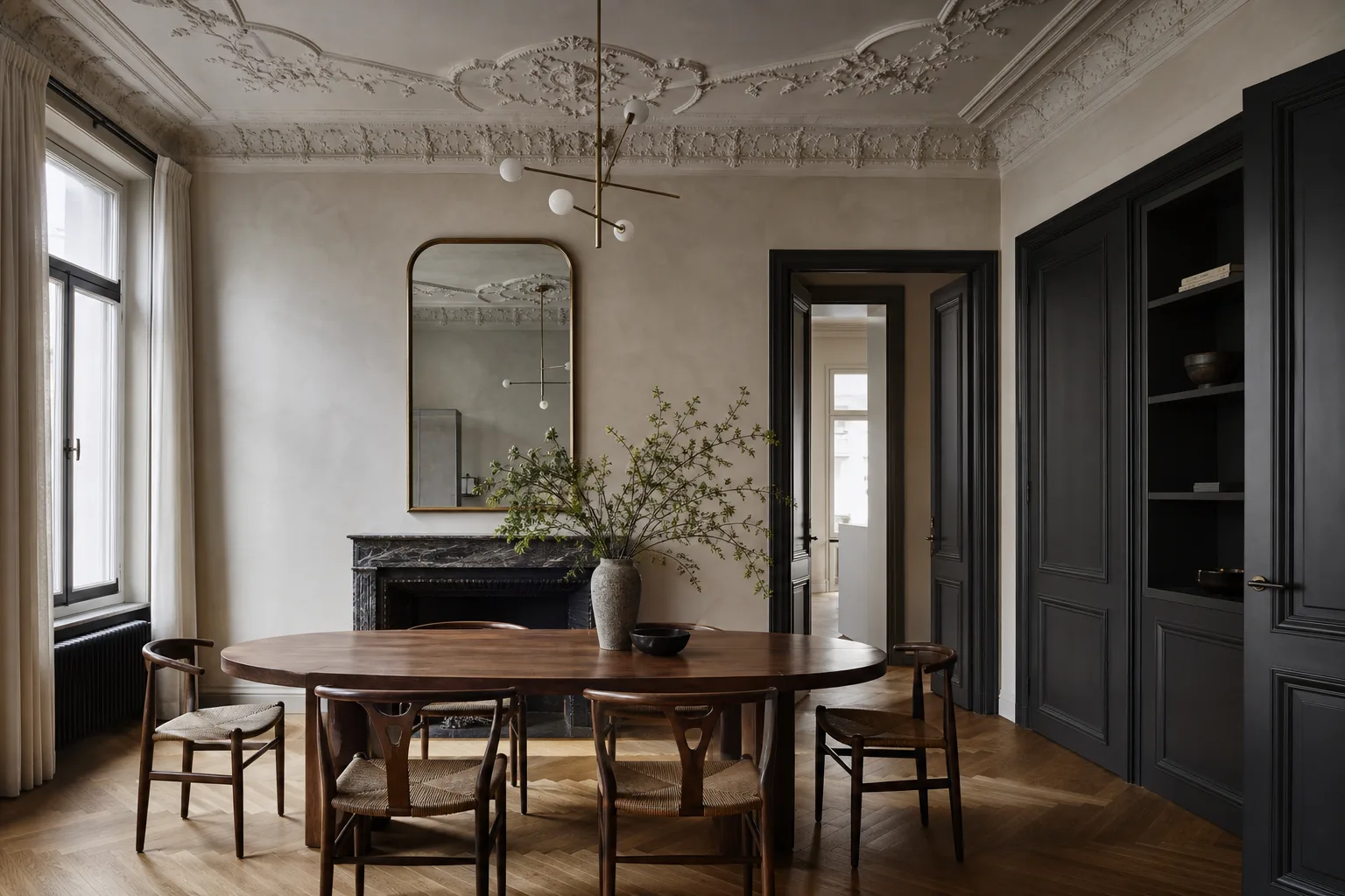 Saint-Gilles Townhouse, Whole-home renovation
